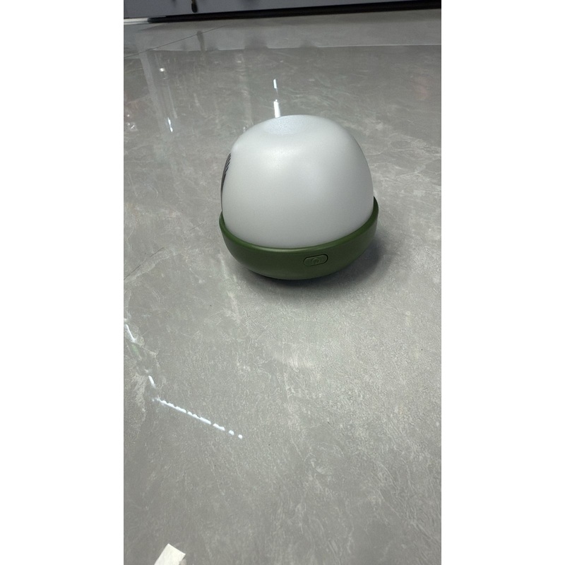 50 Wattss desktop light with hanging loop