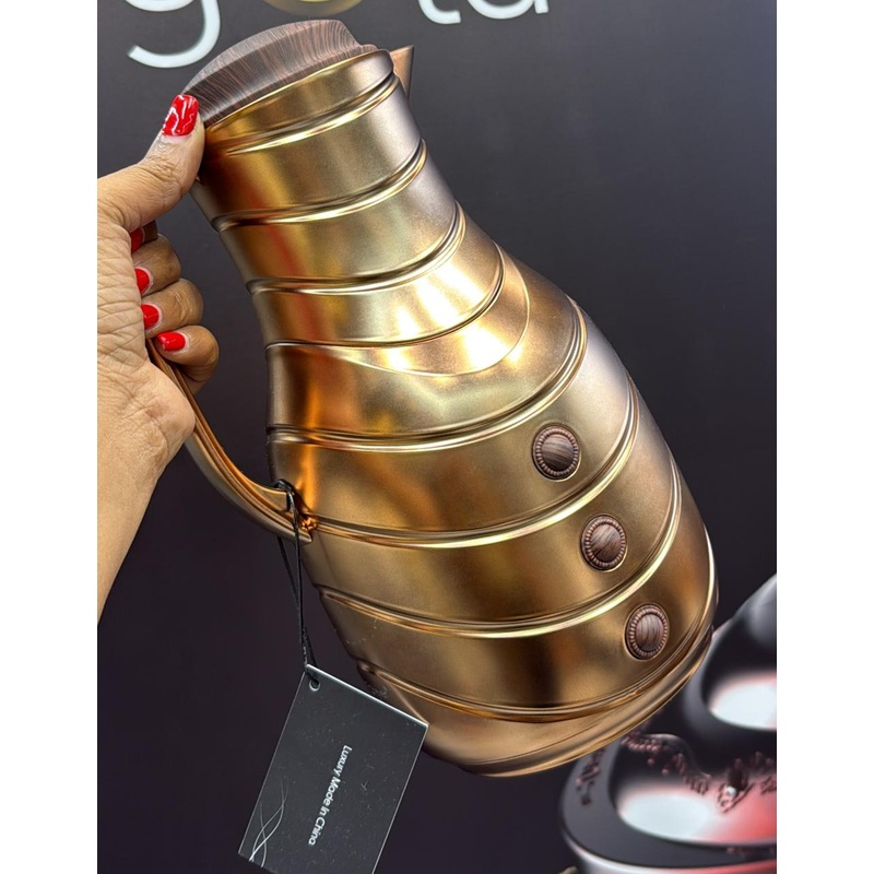 Flasks red glass keeps hot upto 72 hrs