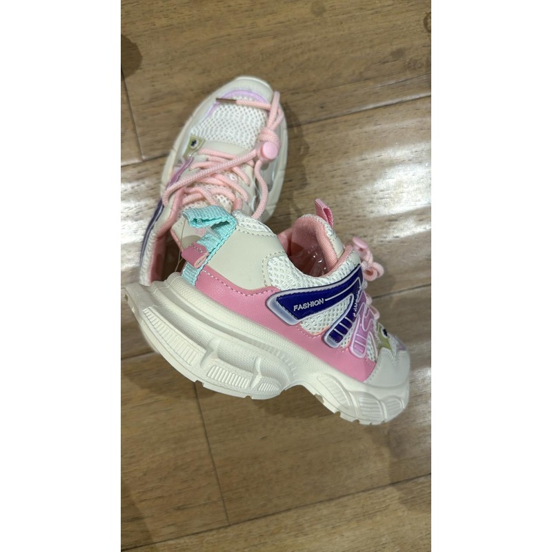 Girls Sneaker|35|30