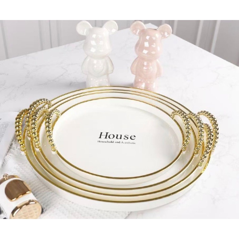 Luxe Gold-Trimmed Ceramic Plate Set