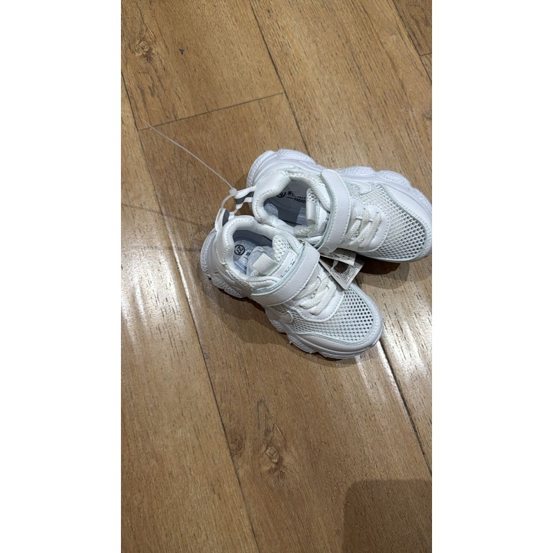Small- fit shoe for baby girl|25|27