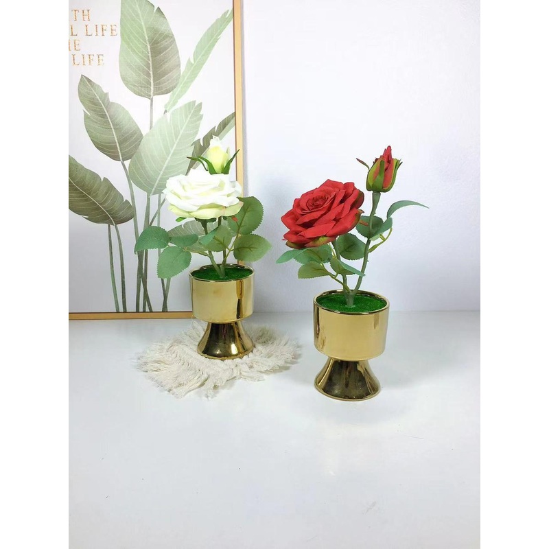 Two pcs decor pieces @800.