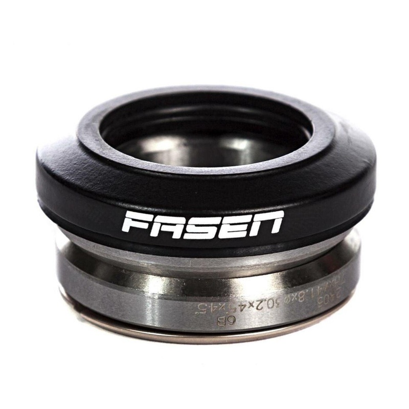 Fasen Integrated Headset|Black|Red|Chrome