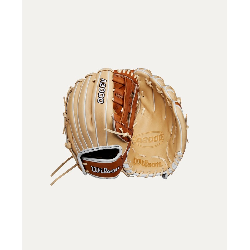Wilson 2024 A2000 FP1712 12 Fastpitch Softball Glove