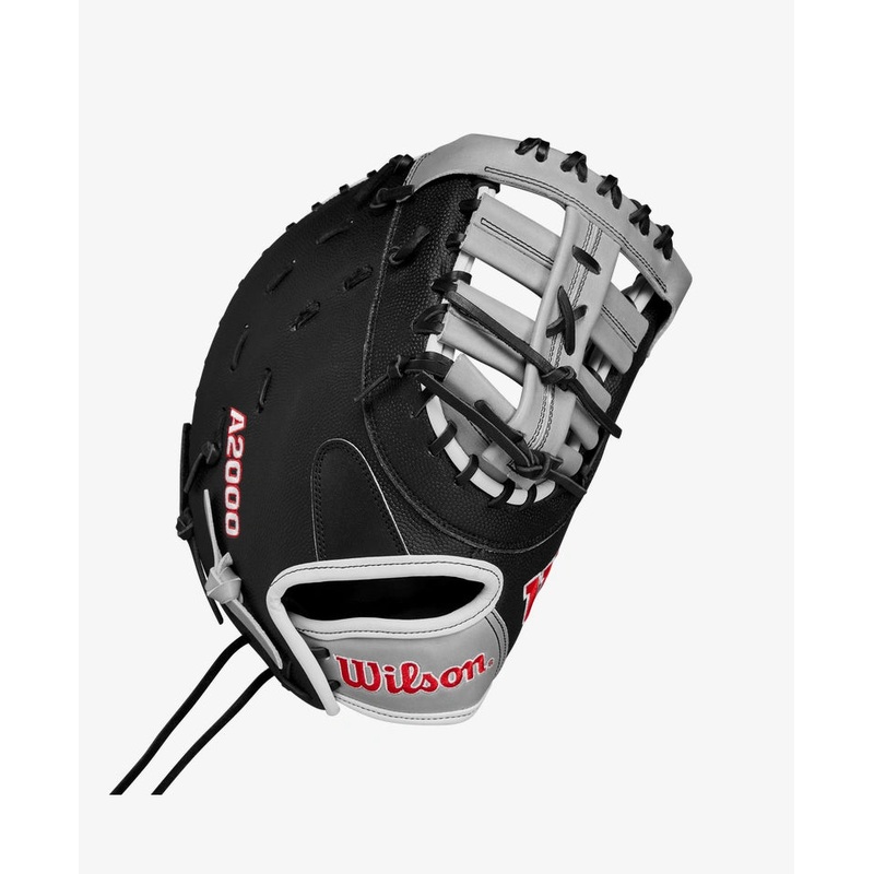 Wilson A2000 12.5 Fastpitch First Base Mitt