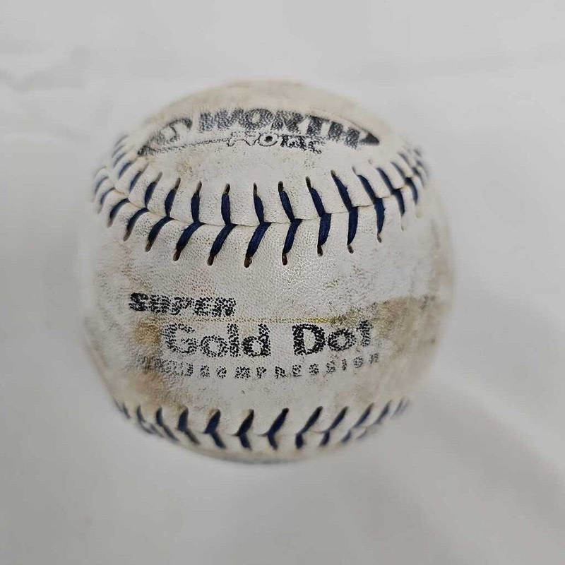 Worth Gold Dot Used Softball|12″|White|Used