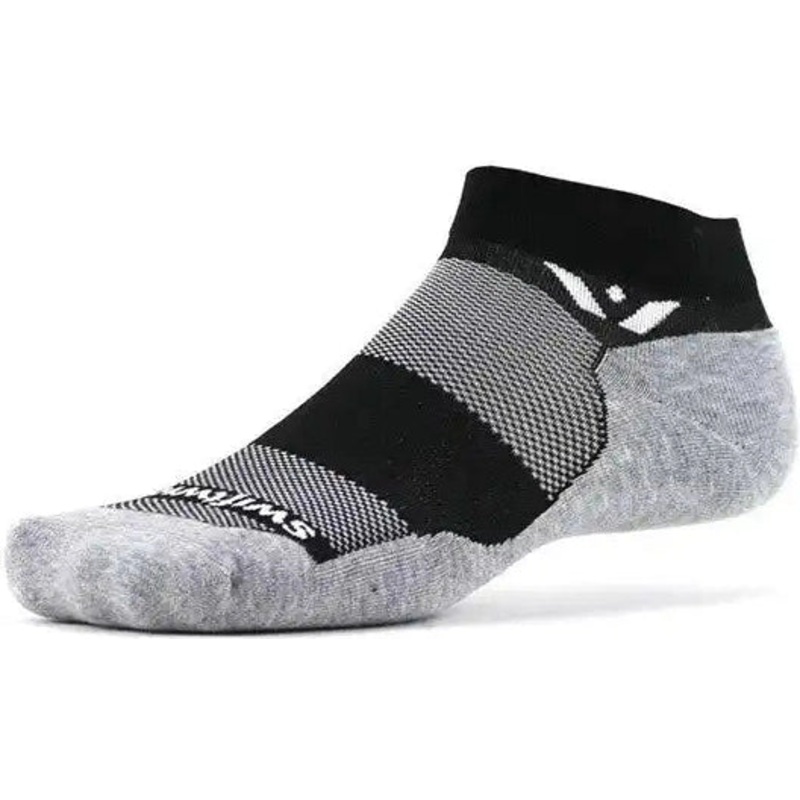 Swiftwick Maxus One Socks – Black